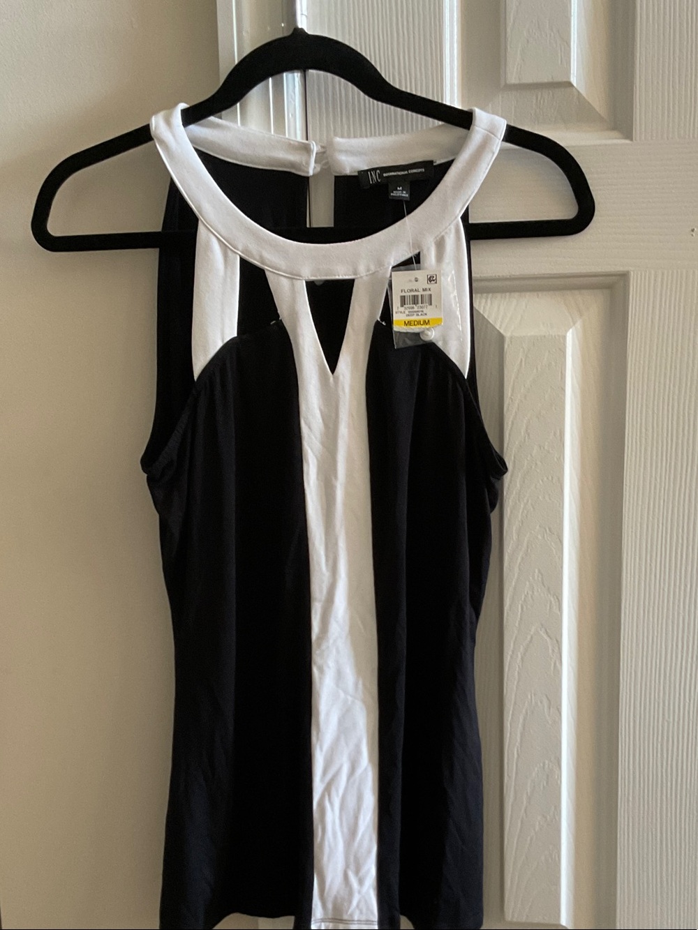 INC International Concepts Black and White Contrast Panel Tank, NWT, M